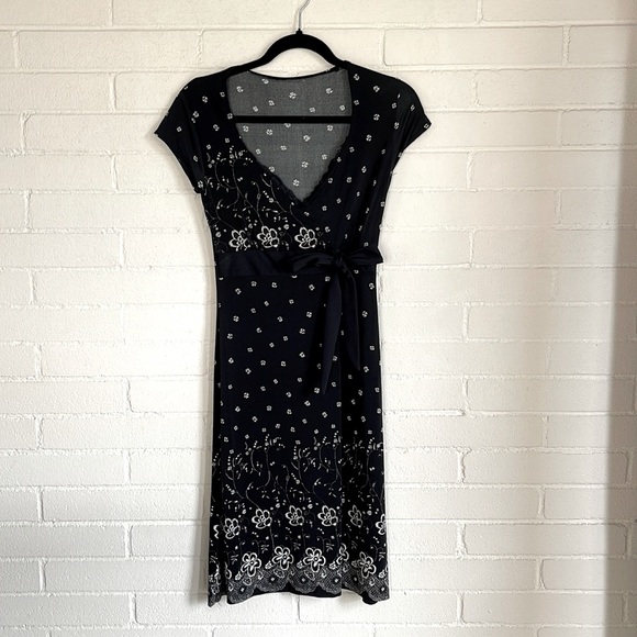 🍀3/50 Faux Wrap Dress (XS) - Picture 7 of 13